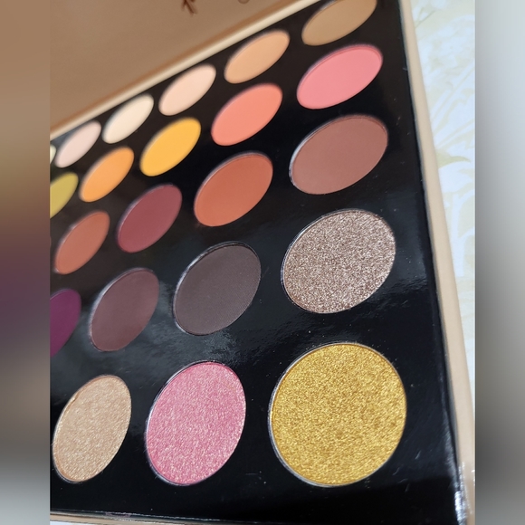 Pinky Rose Rustic Rose Palette - Picture 4 of 9